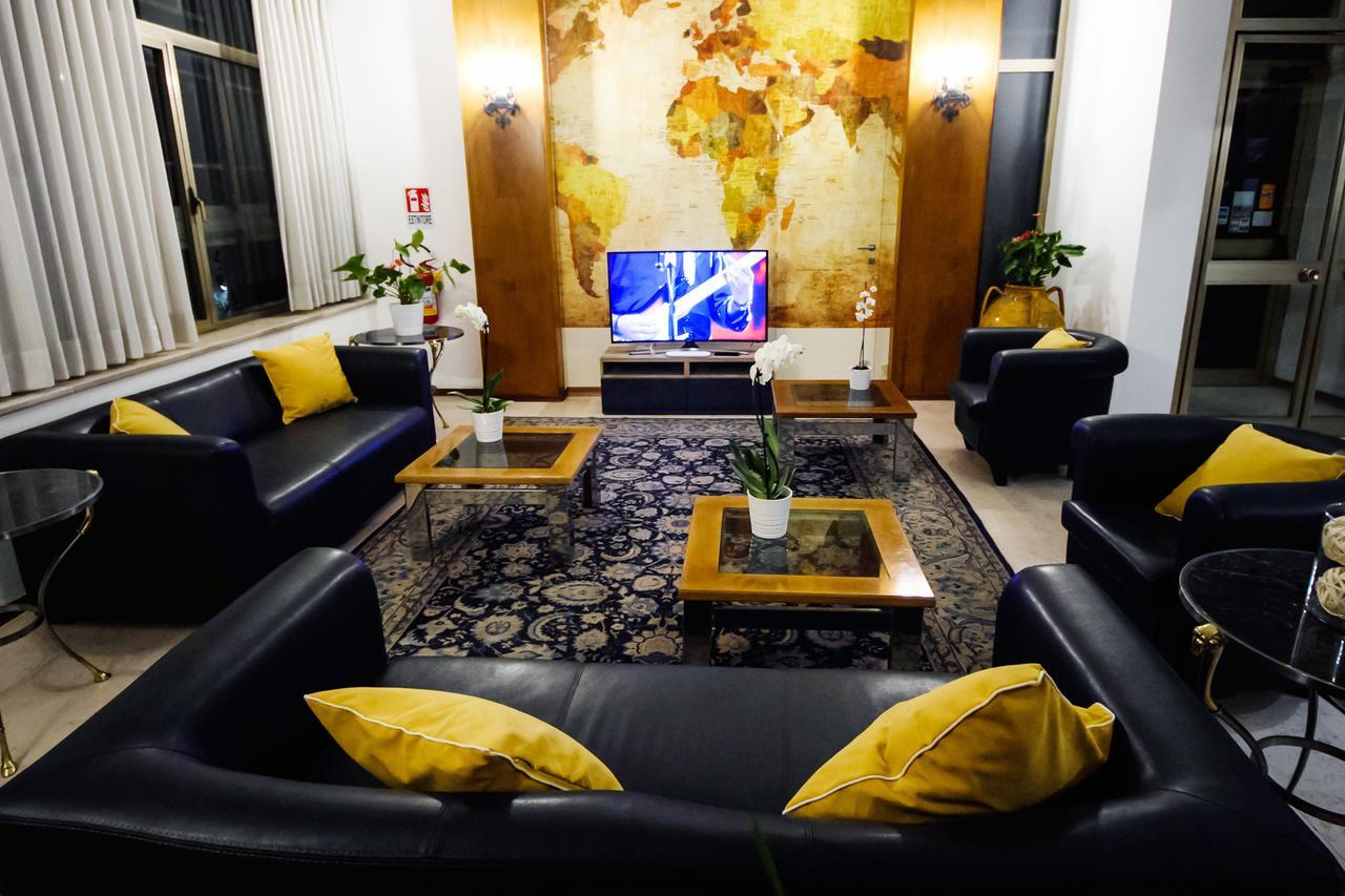 Hotel Palombella & Restaurant 弗罗西诺内 外观 照片